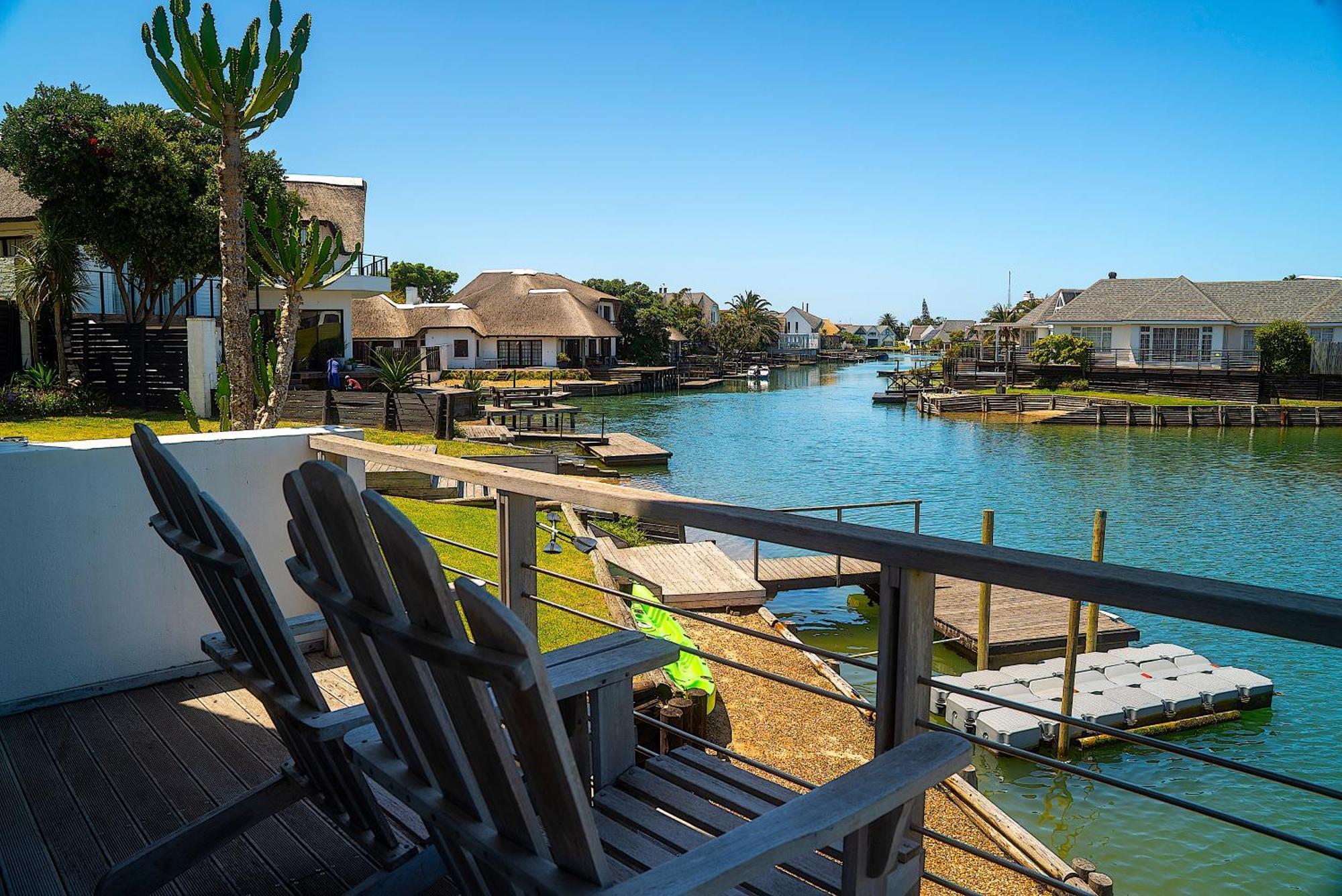 Canal Guest House - Waterfront Boutique Bed & Breakfast - Solar Power St Francis Bay Εξωτερικό φωτογραφία